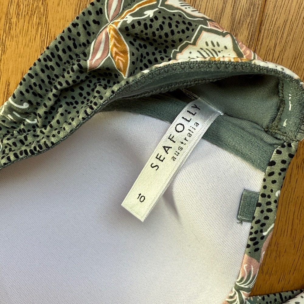 Seafolly Balinese Retreat Green Bikini, Size 10 - Picture 4 of 7